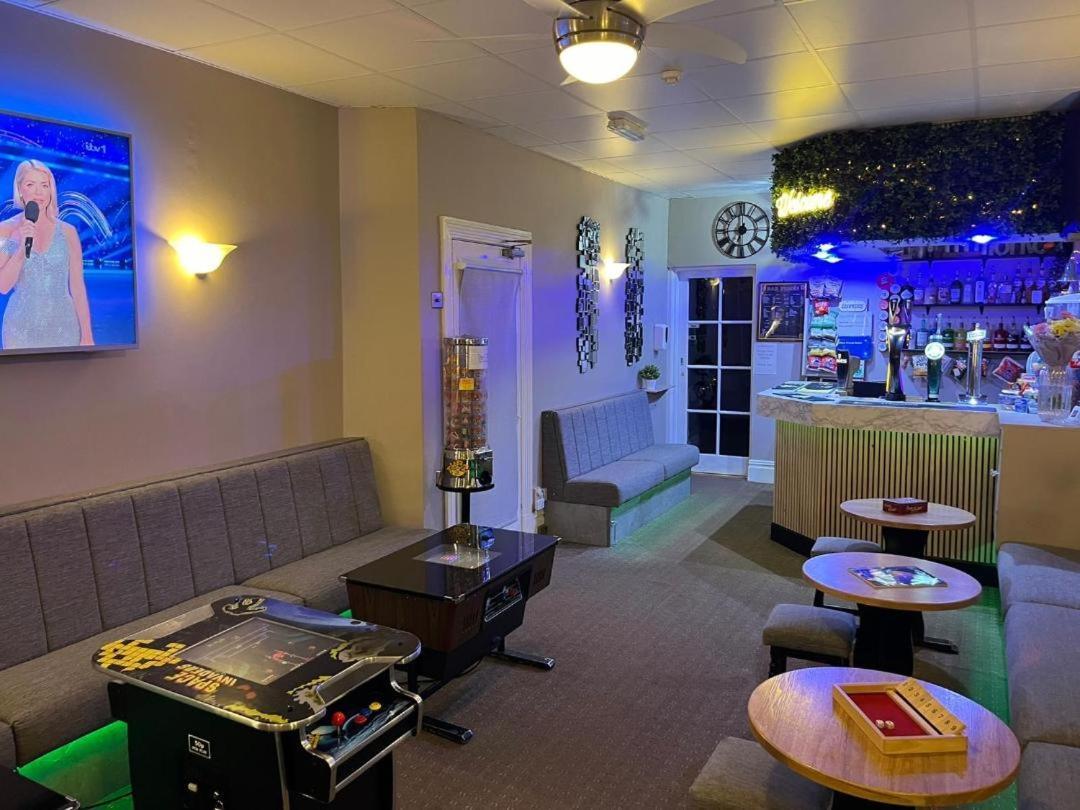 Clifton Private Hotel Blackpool Buitenkant foto