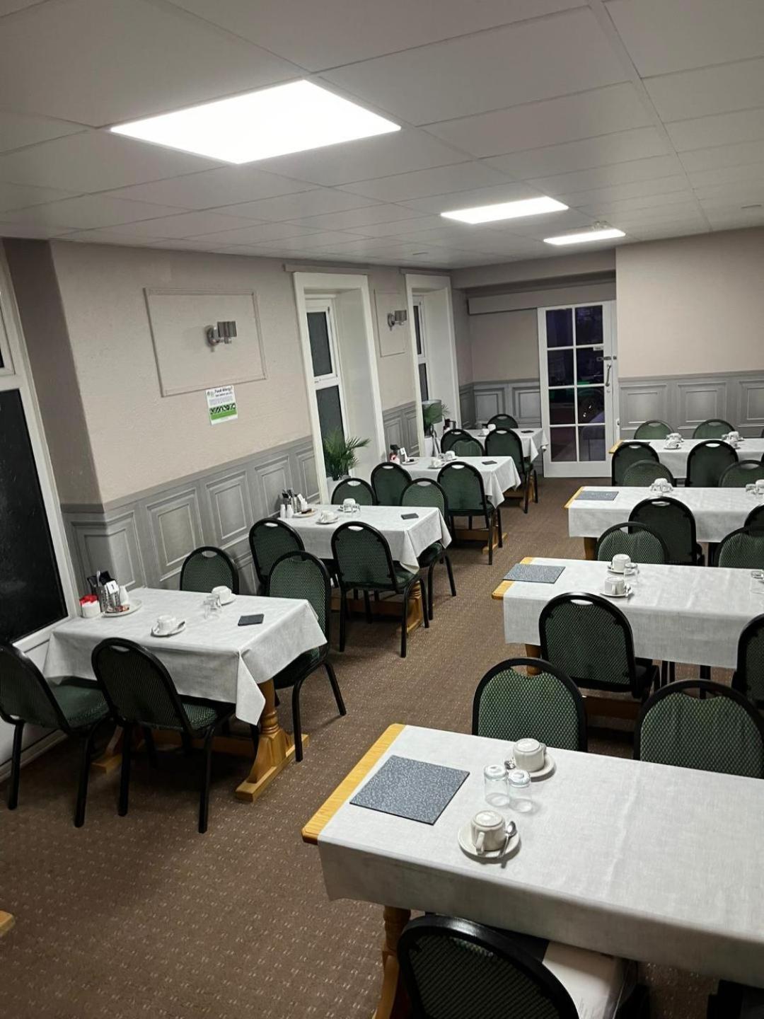Clifton Private Hotel Blackpool Buitenkant foto